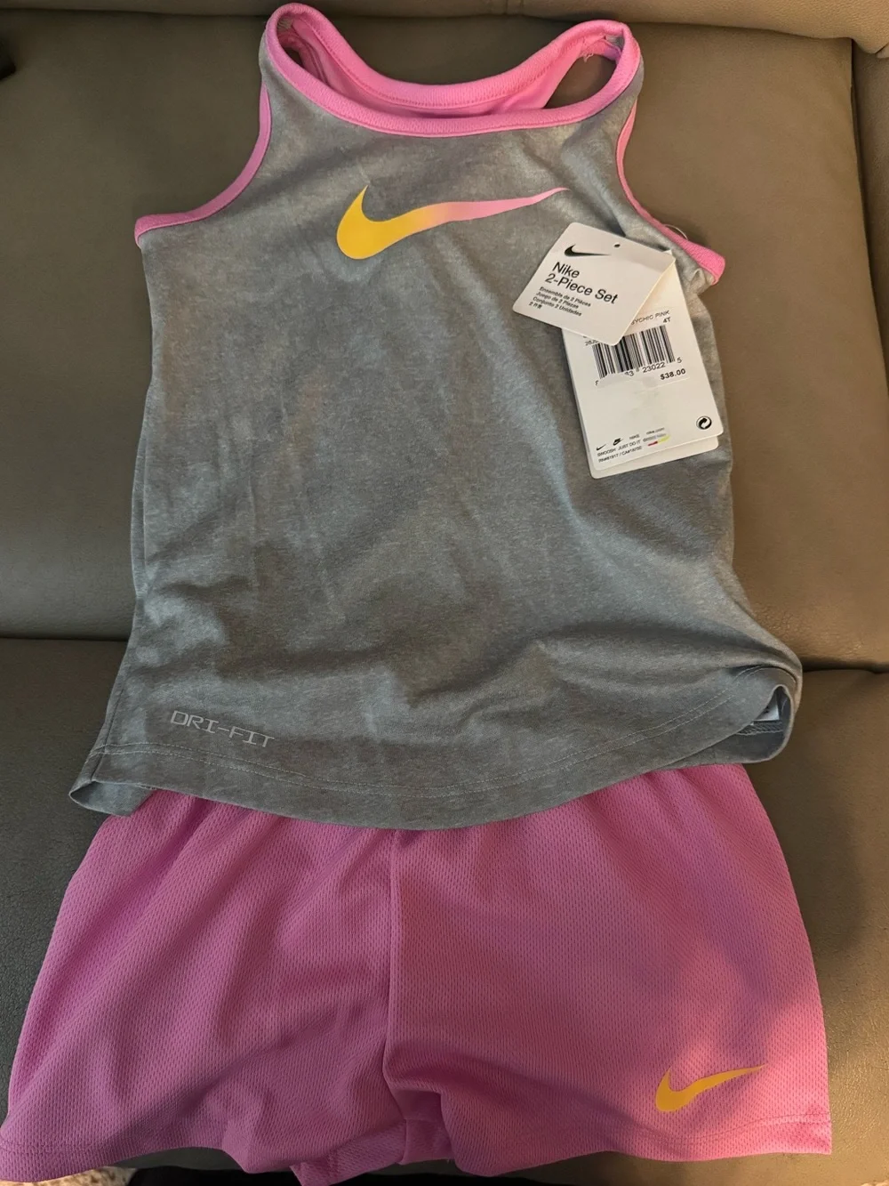 Nike Girls 2‑Piece Set – Size 4T (Grey & Pink) Dri-Fit